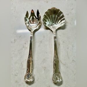 SHEFFIELD, 9 1/2” SILVER PLATE, SHELL SPOON & FORK SERVING SET. IN NEW CONDITION